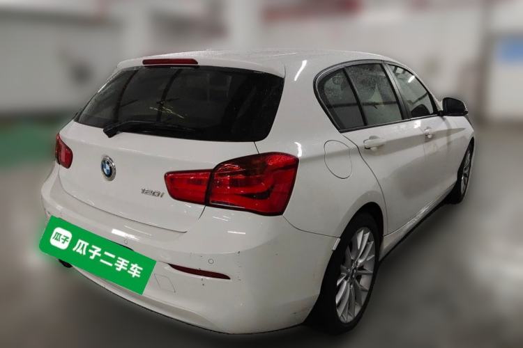 Used BMW 1 Series 2016 120i Leading Model Rear Right 45 Deg