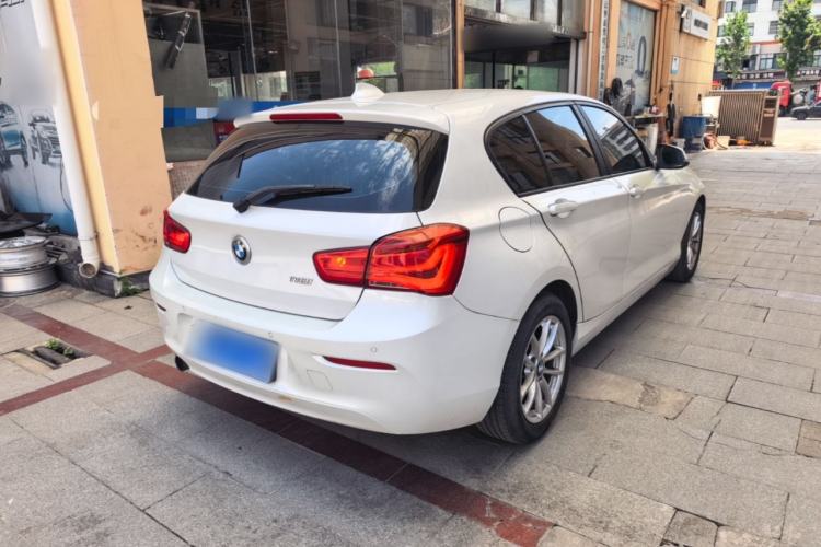 Used BMW 1 Series 2016 118i Leading Model Rear Right 45 Deg