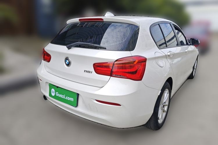 Used BMW 1 Series 2016 118i Leading Model Rear Right 45 Deg