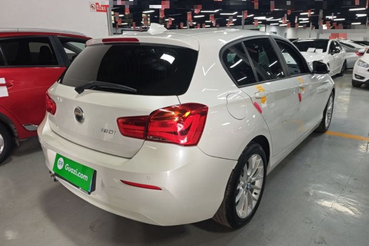 Used BMW 1 Series 2016 120i Leading Model Rear Right 45 Deg