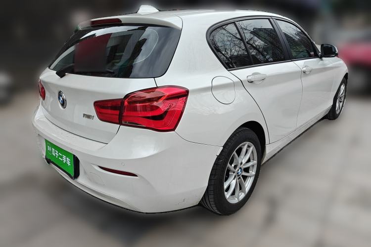 Used BMW 1 Series 2016 118i Leading Model Rear Right 45 Deg