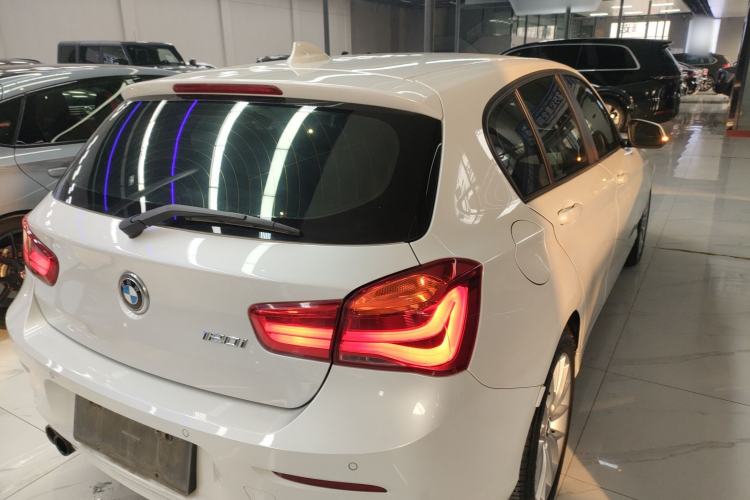 Used BMW 1 Series 2016 120i Leading Model Rear Right 45 Deg