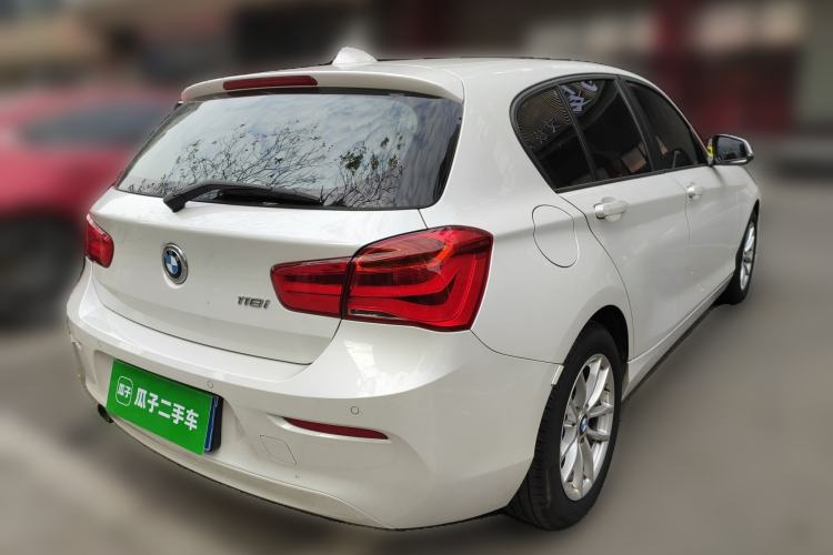 Used BMW 1 Series 2016 118i Leading Model Rear Right 45 Deg