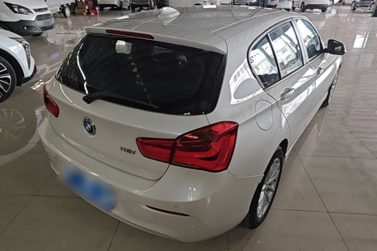 Used BMW 1 Series 2016 118i Leading Model Rear Right 45 Deg