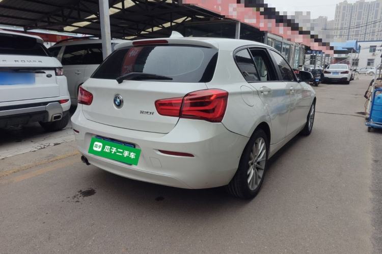 Used BMW 1 Series 2016 120i Leading Model Rear Right 45 Deg