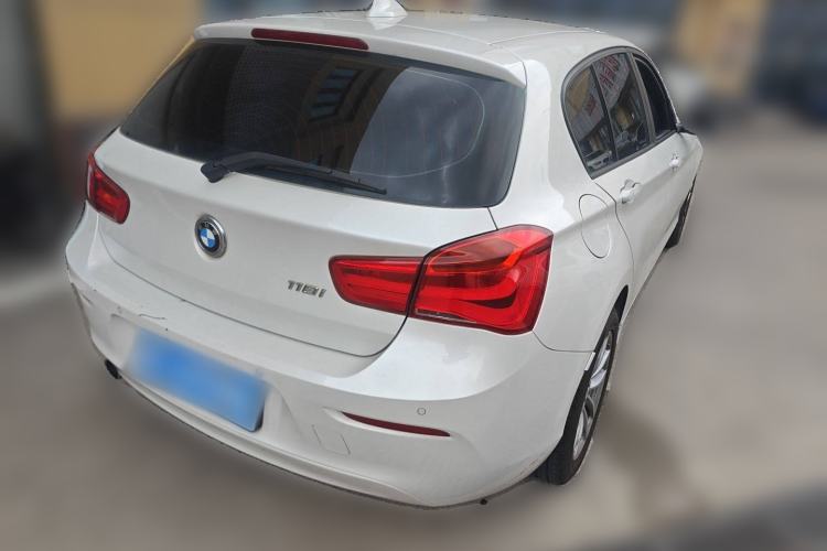 Used BMW 1 Series 2016 118i Leading Model Rear Right 45 Deg