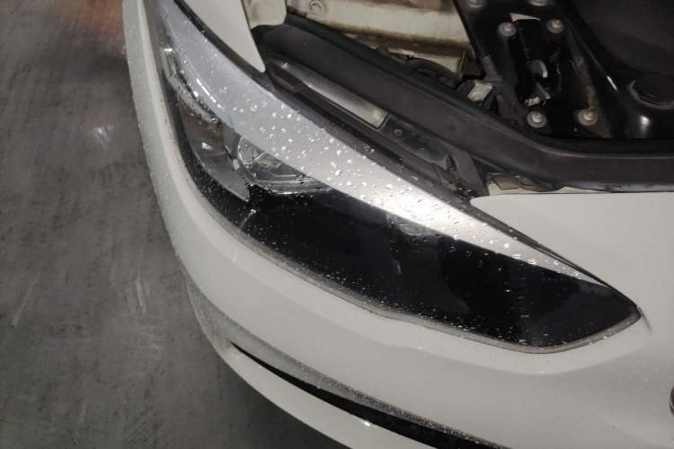 Used BMW 1 Series 2016 120i Leading Model Right Front Headlight