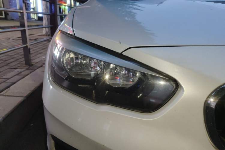 Used BMW 1 Series 2016 118i Leading Model Right Front Headlight