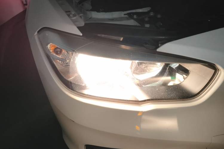 Used BMW 1 Series 2016 120i Leading Model Right Front Headlight