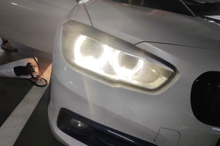Used BMW 1 Series 2016 118i Leading Model Right Front Headlight