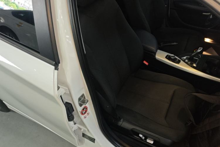 Used BMW 1 Series 2016 120i Leading Model Right Front Seat