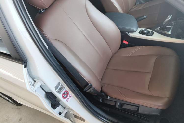 Used BMW 1 Series 2016 118i Leading Model Right Front Seat