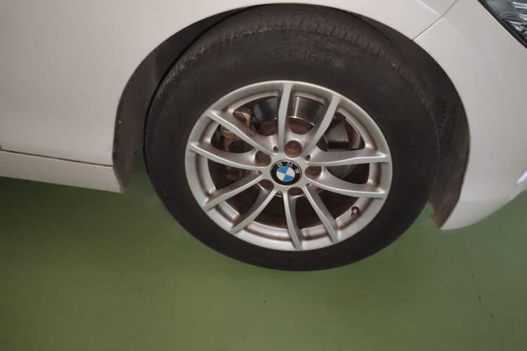 Used BMW 1 Series 2016 118i Leading Model Right Front Wheel Hub