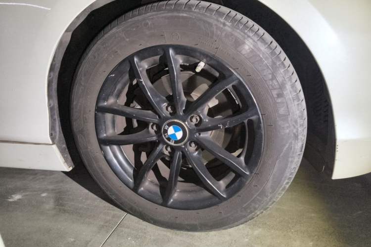 Used BMW 1 Series 2016 118i Leading Model Right Front Wheel Hub