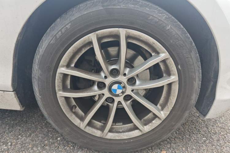Used BMW 1 Series 2016 118i Leading Model Right Front Wheel Hub