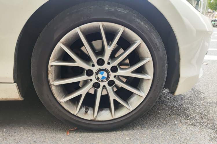 Used BMW 1 Series 2016 120i Leading Model Right Front Wheel Hub