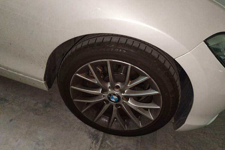 Used BMW 1 Series 2016 120i Leading Model Right Front Wheel Hub