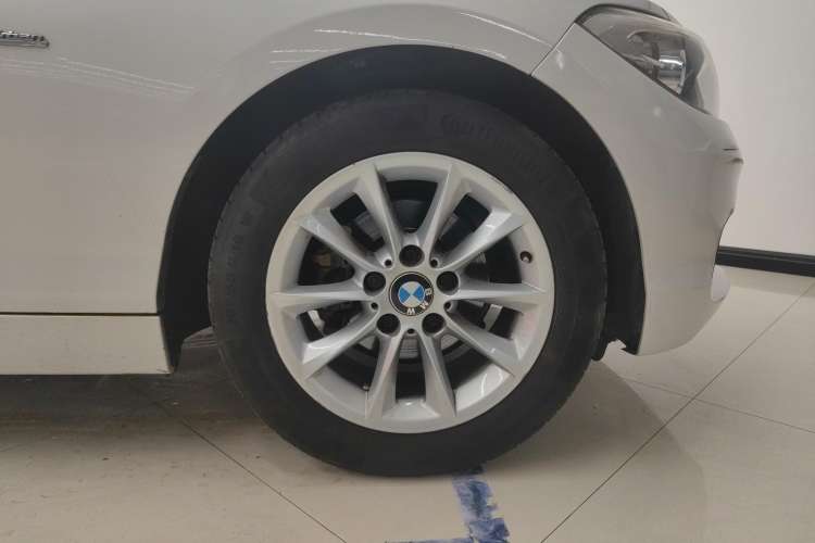 Used BMW 1 Series 2016 118i Leading Model Right Front Wheel Hub
