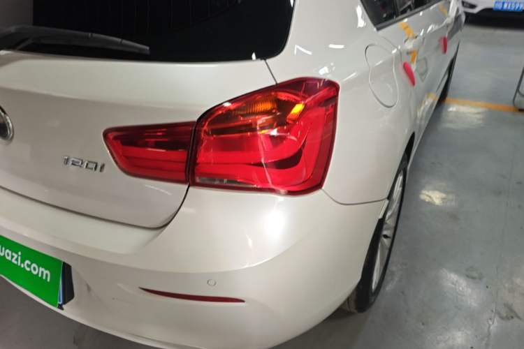 Used BMW 1 Series 2016 120i Leading Model Right Rear Taillight