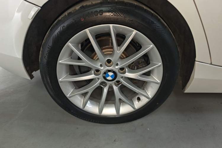 Used BMW 1 Series 2016 120i Leading Model Right Rear Wheel Hub