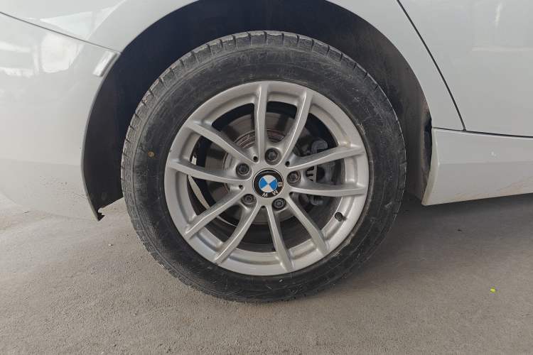 Used BMW 1 Series 2016 118i Leading Model Right Rear Wheel Hub