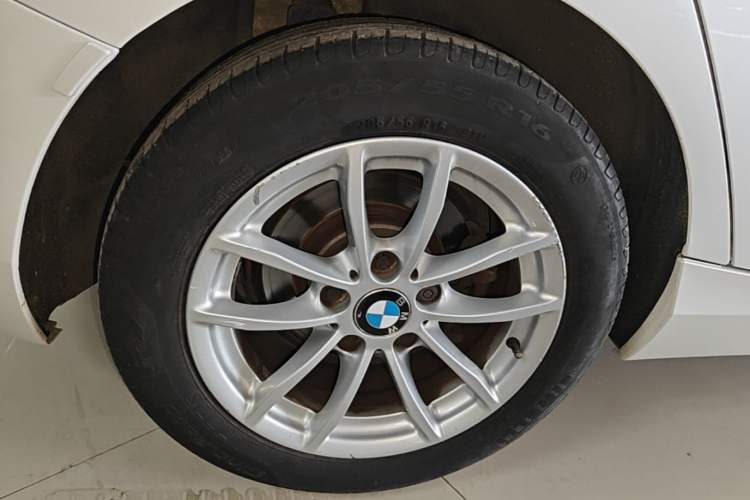Used BMW 1 Series 2016 118i Leading Model Right Rear Wheel Hub
