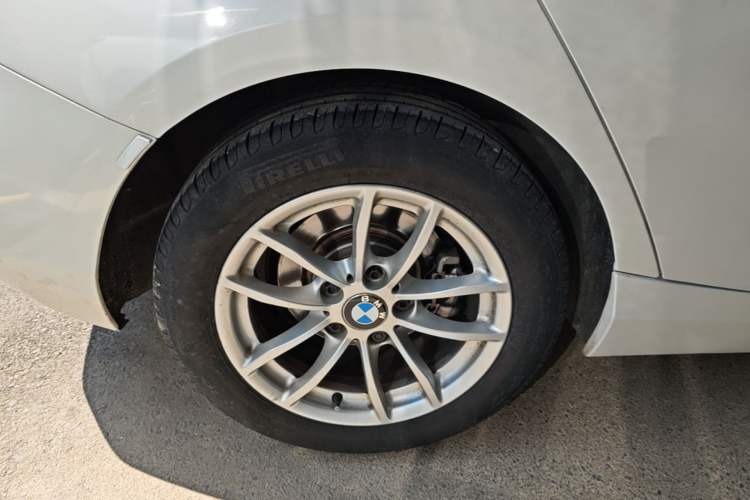 Used BMW 1 Series 2016 118i Leading Model Right Rear Wheel Hub