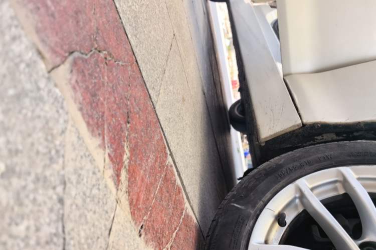 Used BMW 1 Series 2016 118i Leading Model Right Side Sill