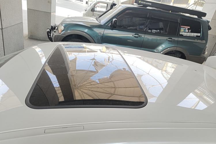 Used BMW 1 Series 2016 120i Leading Model Roof