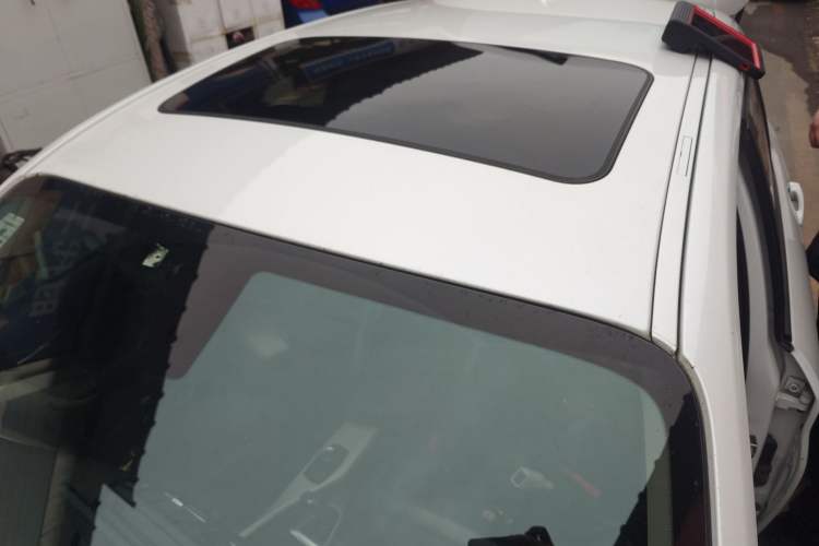 Used BMW 1 Series 2016 120i Leading Model Roof
