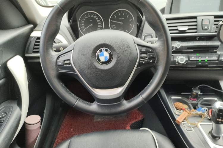 Used BMW 1 Series 2016 118i Leading Model Steering Wheel