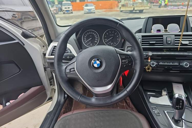 Used BMW 1 Series 2016 118i Leading Model Steering Wheel