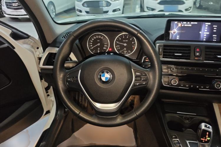 Used BMW 1 Series 2016 120i Leading Model Steering Wheel