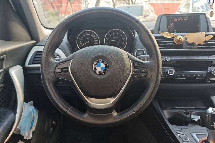 Used BMW 1 Series 2016 120i Leading Model Steering Wheel