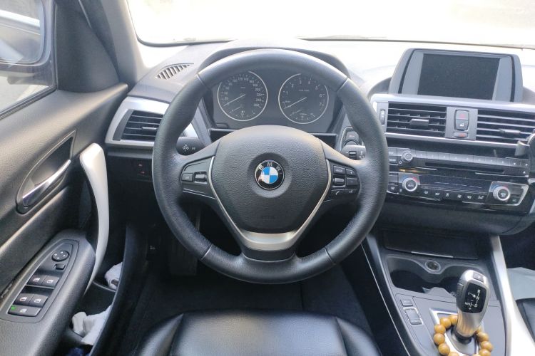 Used BMW 1 Series 2016 120i Leading Model Steering Wheel
