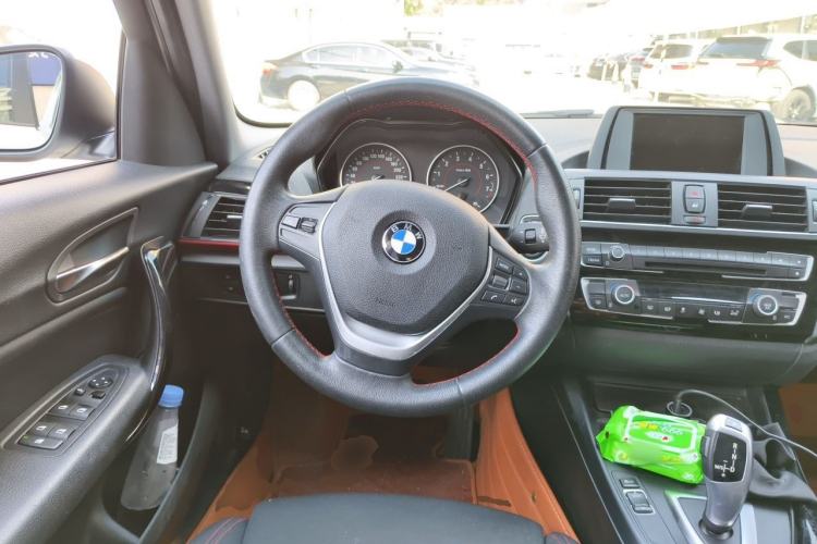 Used BMW 1 Series 2016 120i Sport Design Package Steering Wheel