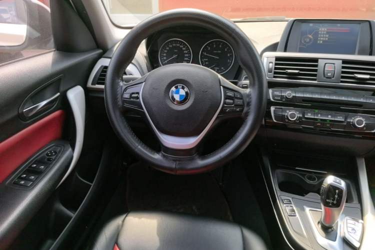 Used BMW 1 Series 2016 118i Leading Model Steering Wheel