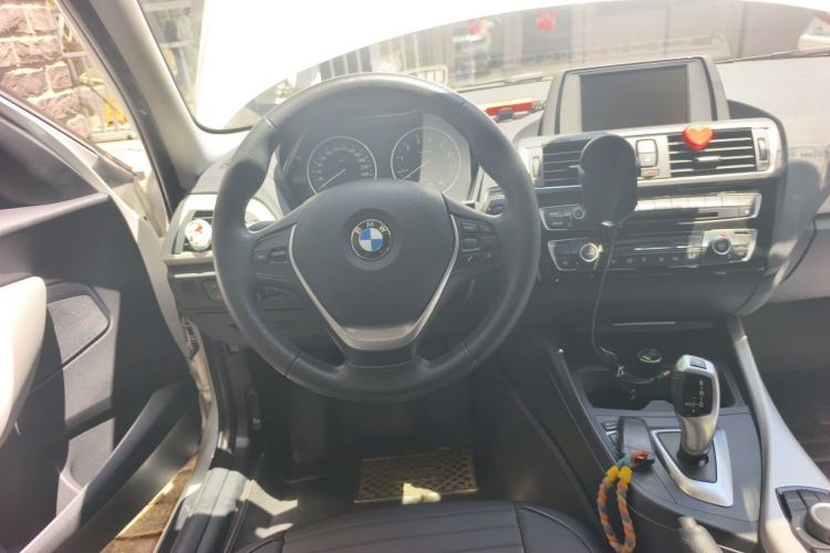 Used BMW 1 Series 2016 120i Leading Model Steering Wheel