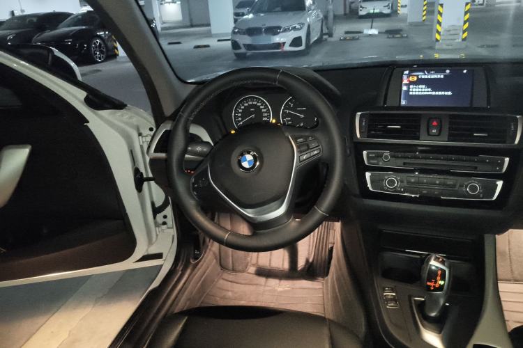 Used BMW 1 Series 2016 118i Leading Model Steering Wheel