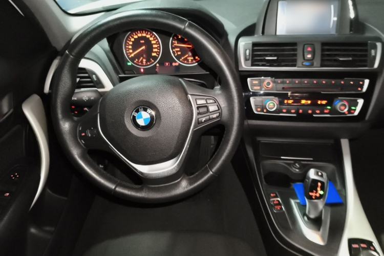 Used BMW 1 Series 2016 120i Leading Model Steering Wheel