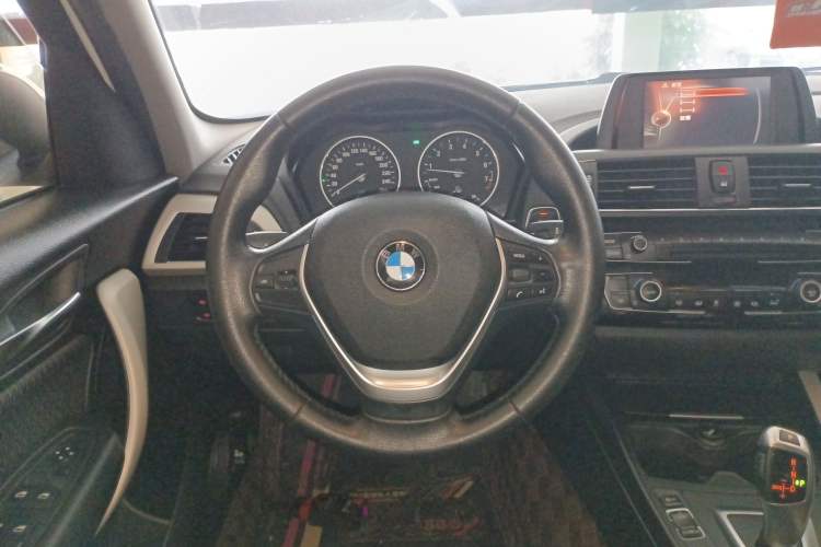 Used BMW 1 Series 2016 120i Leading Model Steering Wheel