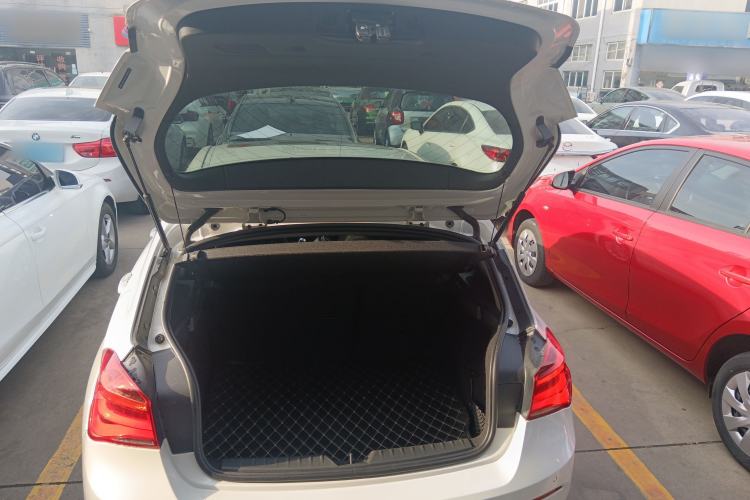 Used BMW 1 Series 2016 118i Leading Model Trunk