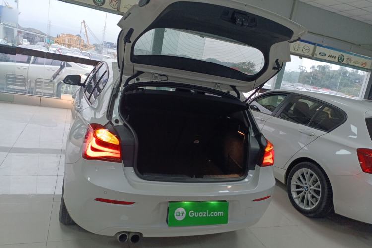 Used BMW 1 Series 2016 120i Leading Model Trunk