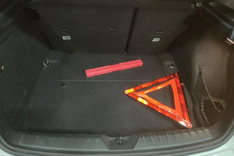 Used BMW 1 Series 2016 118i Leading Model Trunk