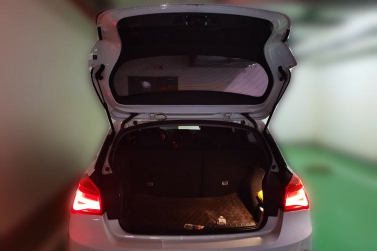 Used BMW 1 Series 2016 118i Leading Model Trunk