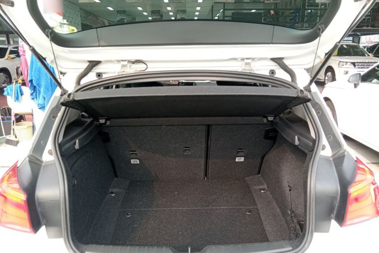 Used BMW 1 Series 2016 118i Leading Model Trunk