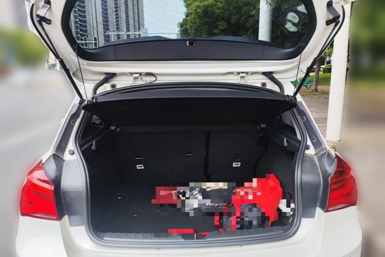 Used BMW 1 Series 2016 120i Leading Model Trunk