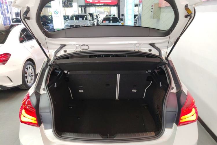 Used BMW 1 Series 2016 118i Urban Design Package Trunk