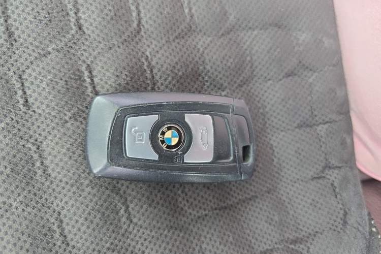 Used BMW 1 Series 2016 118i Leading Model Vehicle Key