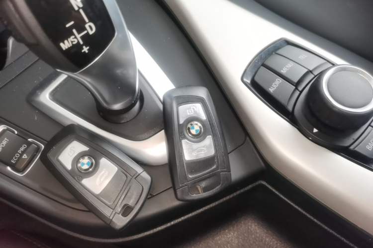 Used BMW 1 Series 2016 118i Leading Model Vehicle Key